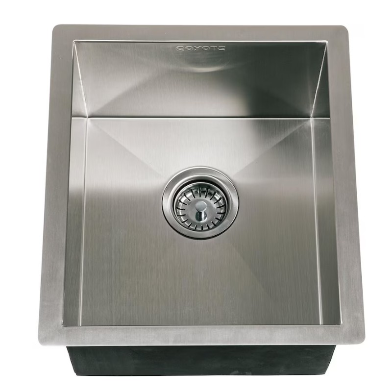 Stainless steel kitchen sink with a square design and a central drain. Ideal for modern kitchens and outdoor spaces.