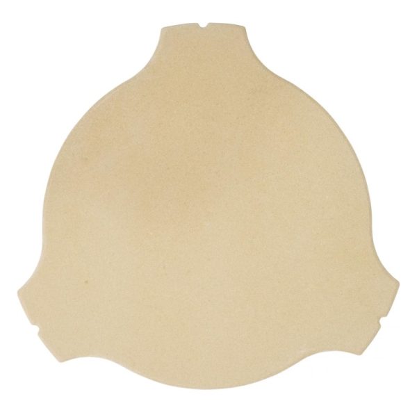 Natural beige cake board with decorative edges, ideal for supporting and displaying cakes and pastries.