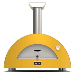 Yellow outdoor pizza oven with a stainless steel chimney and built-in thermometer. Ideal for cooking authentic wood-fired pizzas.