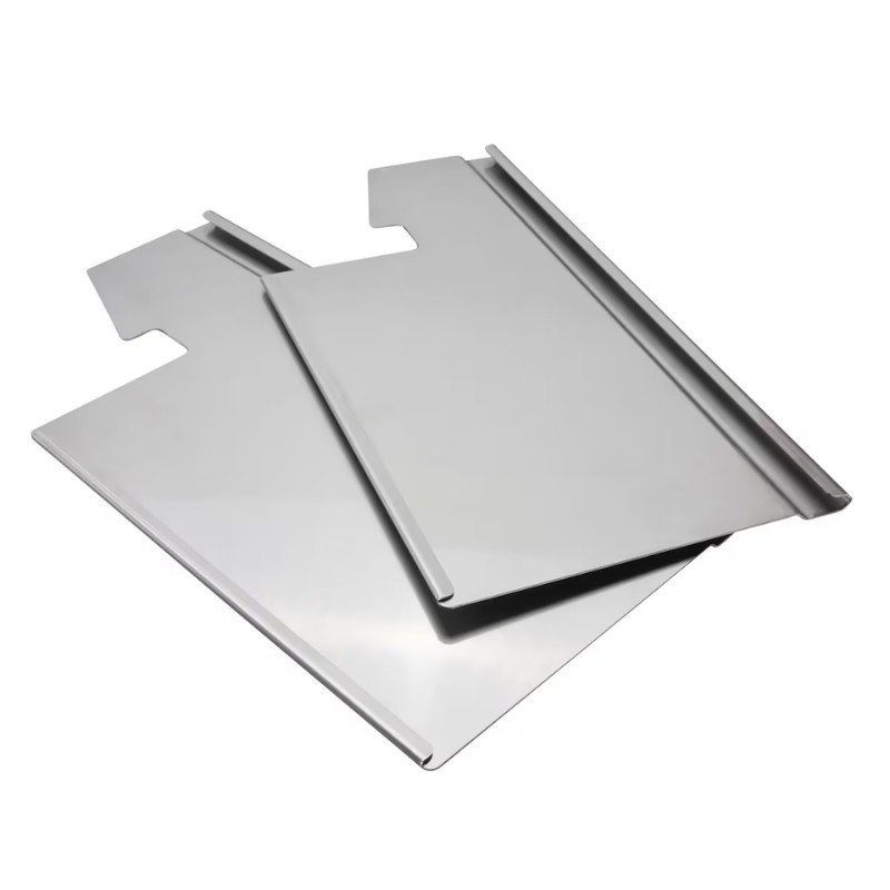 2185f4f3-8982-4540-b916-48f24c2d2f9b.jpg Stainless steel baking sheets designed for even heat distribution and durability, ideal for professional and home baking.