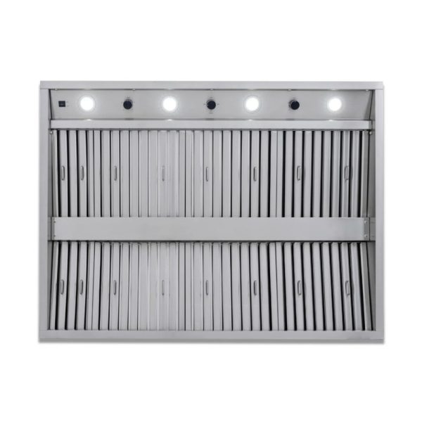 Stainless steel kitchen range hood with multiple filters and built-in lights, designed for efficient ventilation and smoke removal.