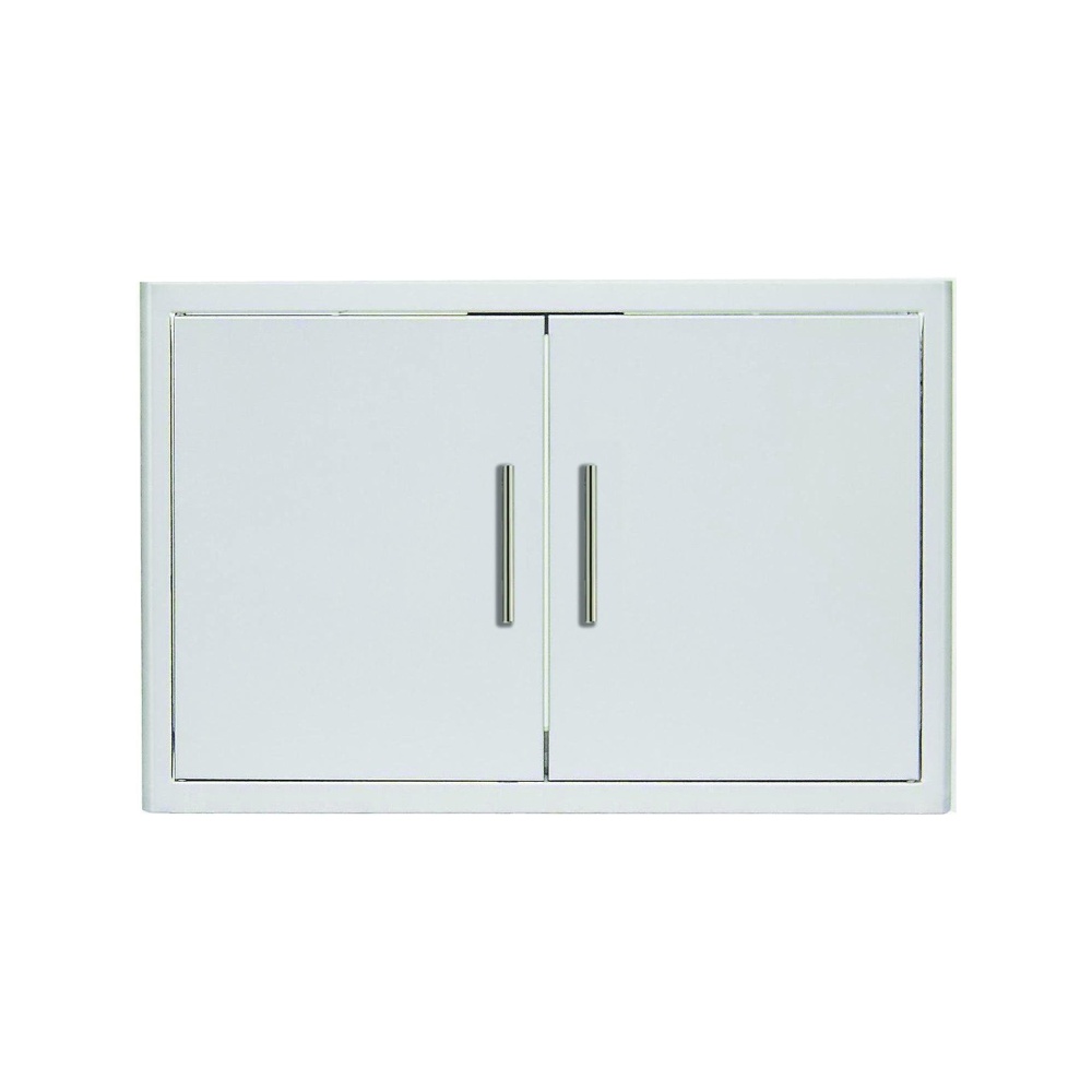 c98770c6-0ade-4dd3-a182-5cac0d8b4dac.jpg Modern white wall cabinet with two doors and sleek silver handles, ideal for storage in kitchens or bathrooms.