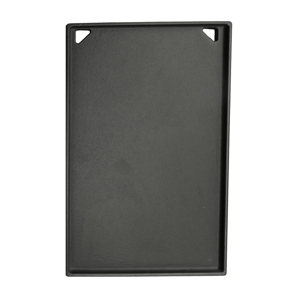 bc5d0988-dbf6-4f63-803a-7257312f64c7.jpg Black rectangular baking tray with rounded corners and raised edges, ideal for cooking and baking various dishes.
