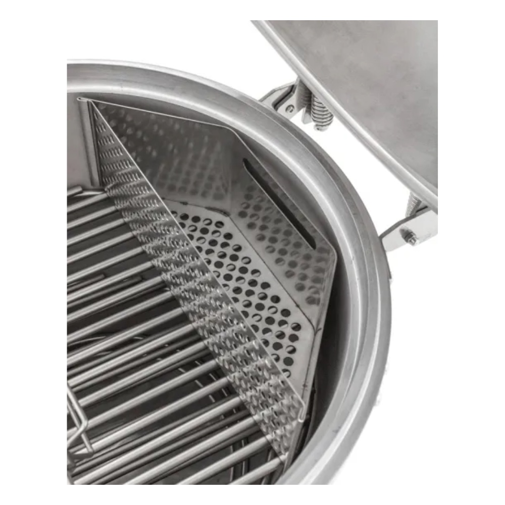 1c210af8-65b0-4453-812f-785f83e08531.jpg Stainless steel grill interior featuring a perforated smoke box and cooking grates for enhanced heat distribution.