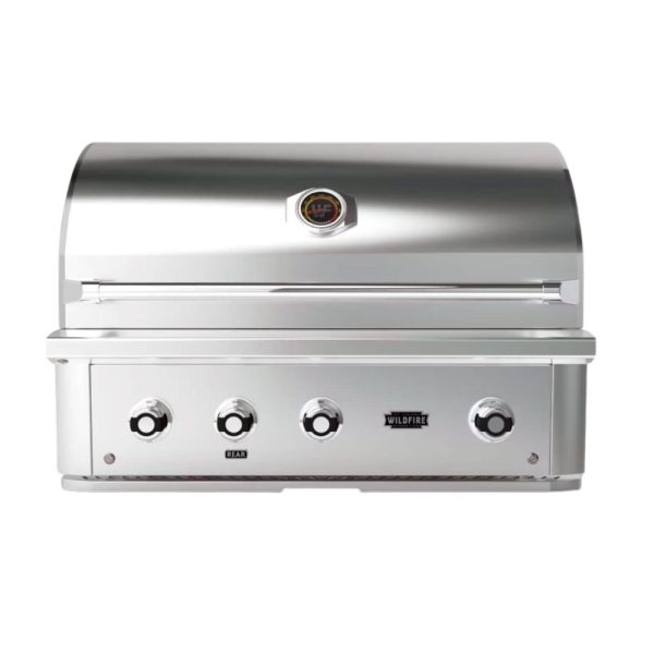 Stainless steel outdoor gas grill with three control knobs and a sleek design, ideal for barbecuing and grilling.